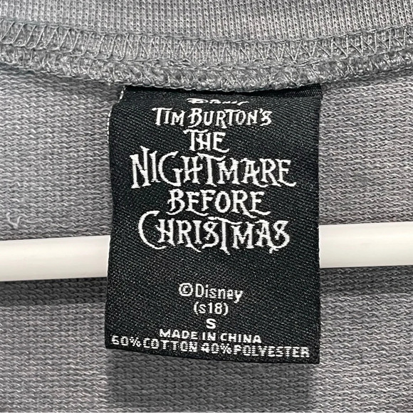 Disney Jack Skellington Gray Flip Sequin Shirt Small Nightmare Before Xmas - Picture 7 of 7